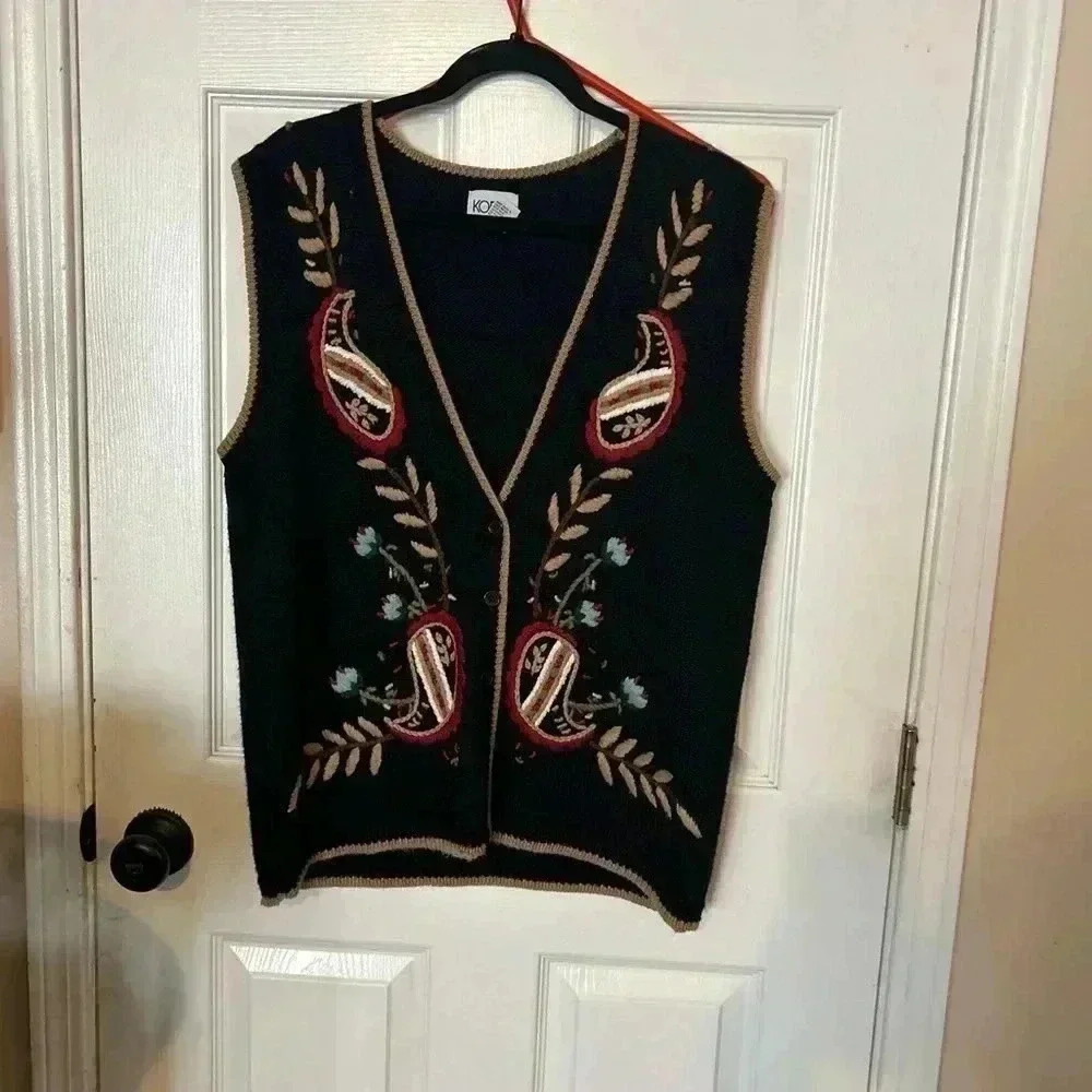 Vintage Koret Sweater Vest size M black floral